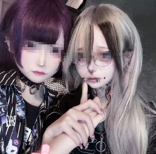 地雷系女孩头像：暗黑甜美风潮的视觉符号