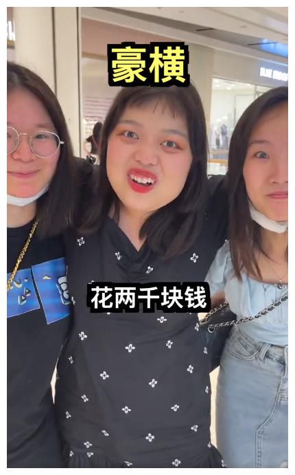 优雅的时尚传奇：奥黛丽·赫本