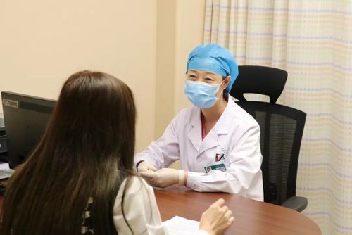 子宫肌瘤剔除术：远东龙岗妇产医院成功为患者摘除20余枚肌瘤