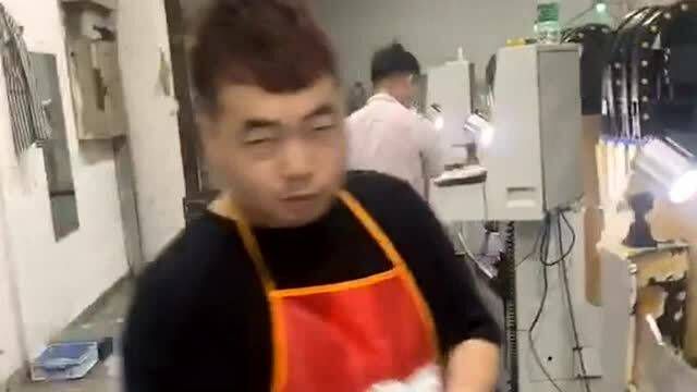 生活的脊梁：养家糊口的男人
