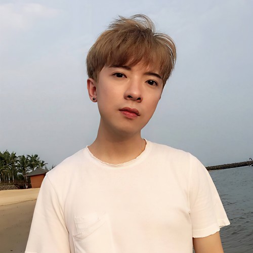 月白色倒影的少女歌词-萧忆情Alex